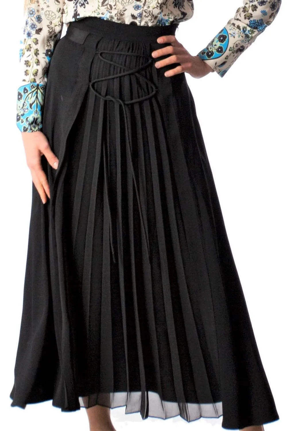 Center Pleated Skirt