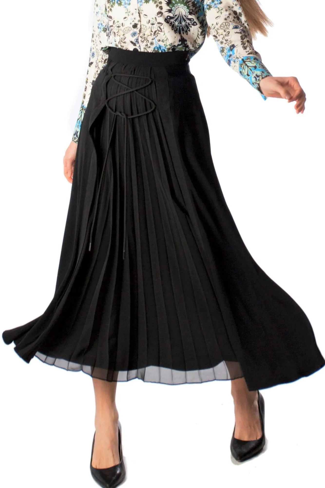 Center Pleated Skirt