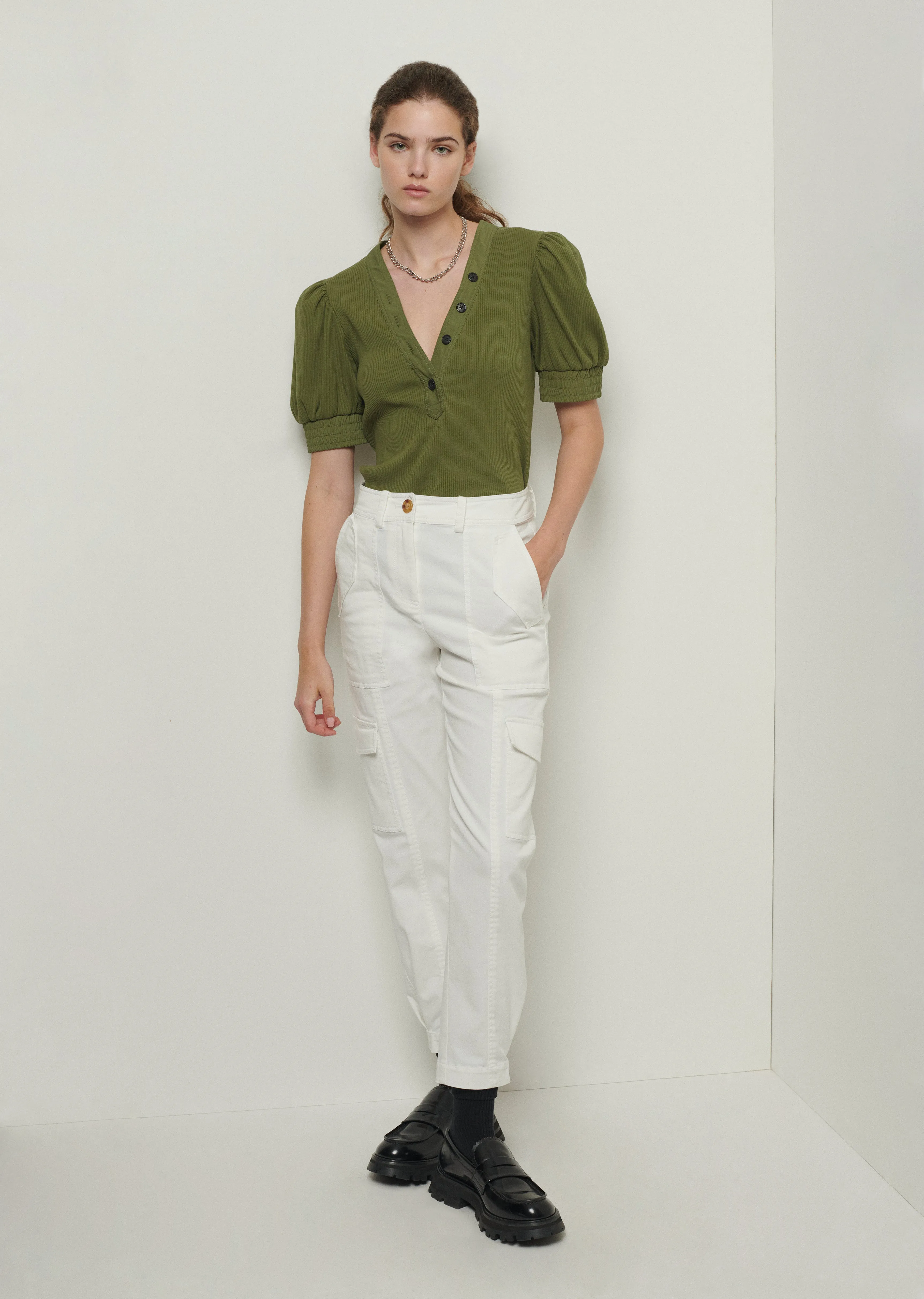 Heather V-Neck Puff Sleeve T-Shirt - Olive