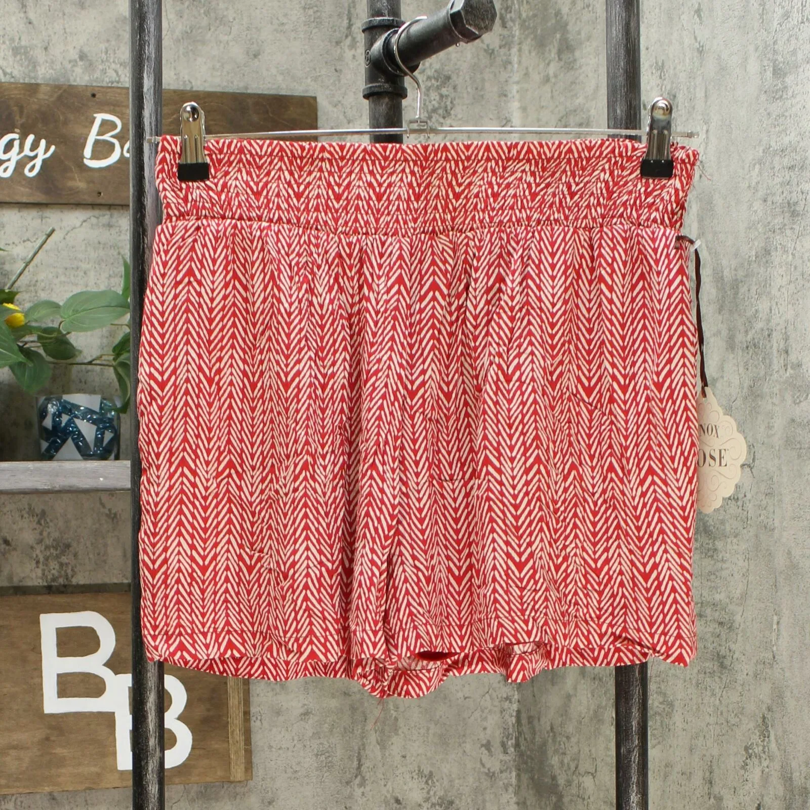 Knox Rose Women's Mid Rise Smocked Waist Shorts
