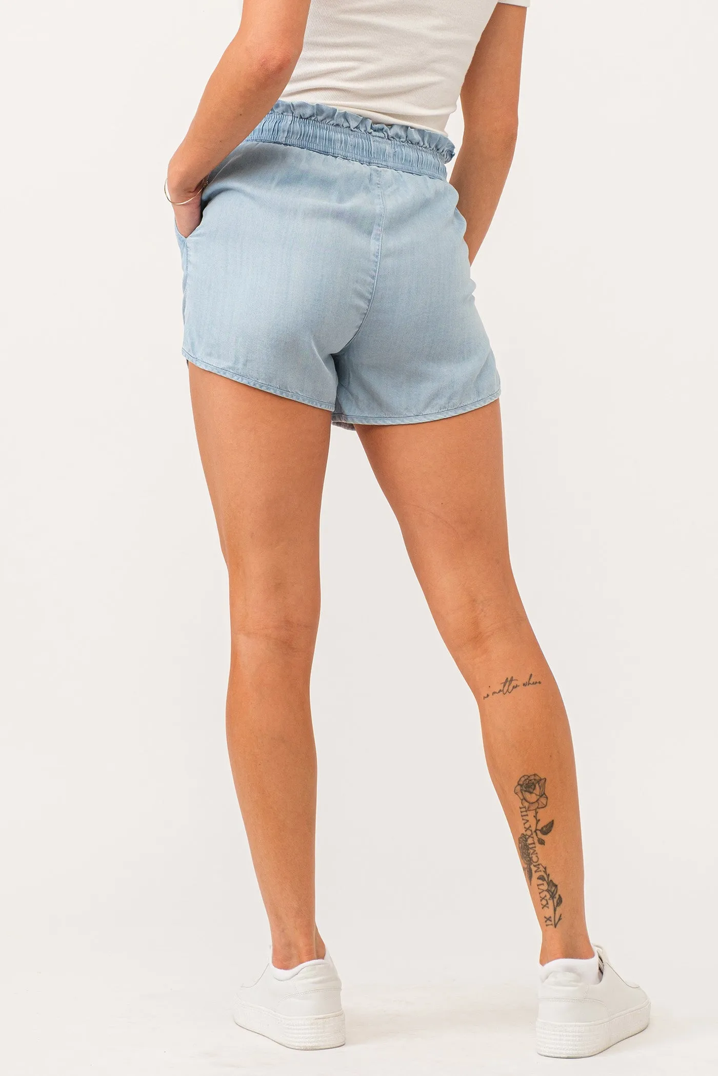 KRISSY SUPER HIGH RISE SHORTS LIGHT INDIGO TENCEL