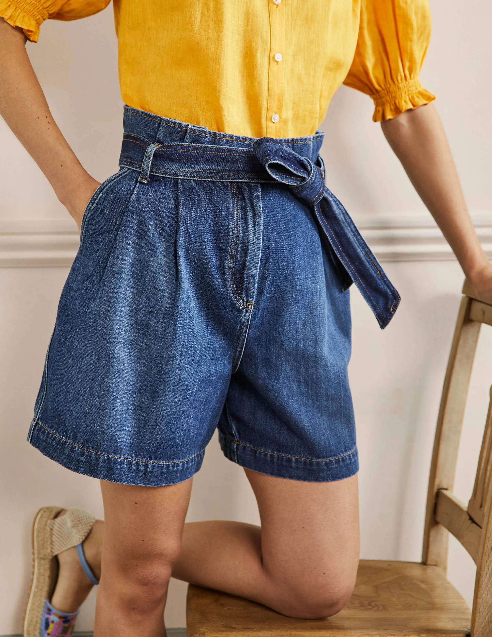 Paperbag High Waisted Shorts-Mid Vintage