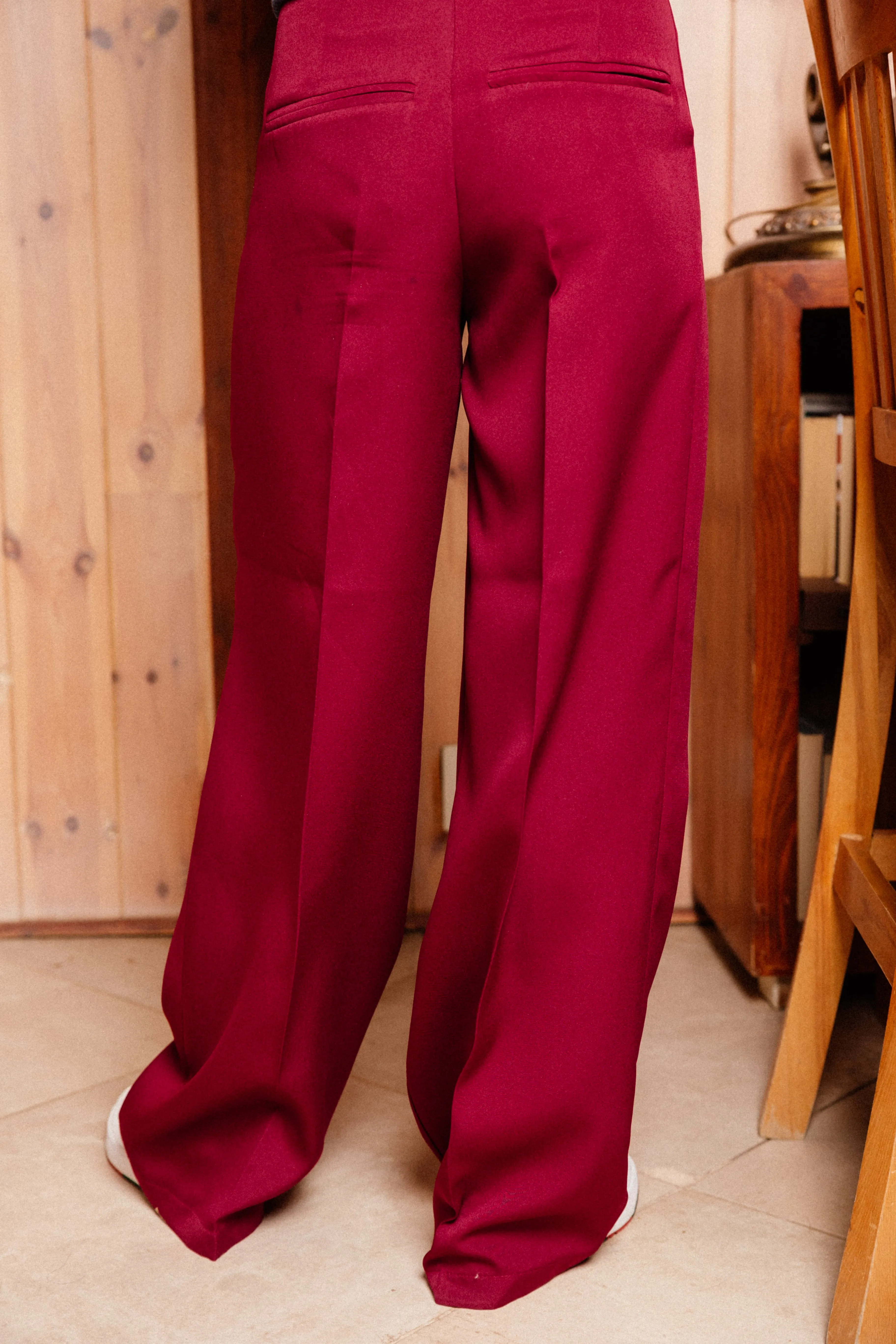 PLEATED WIDE LEG PANTS BURGUNDY