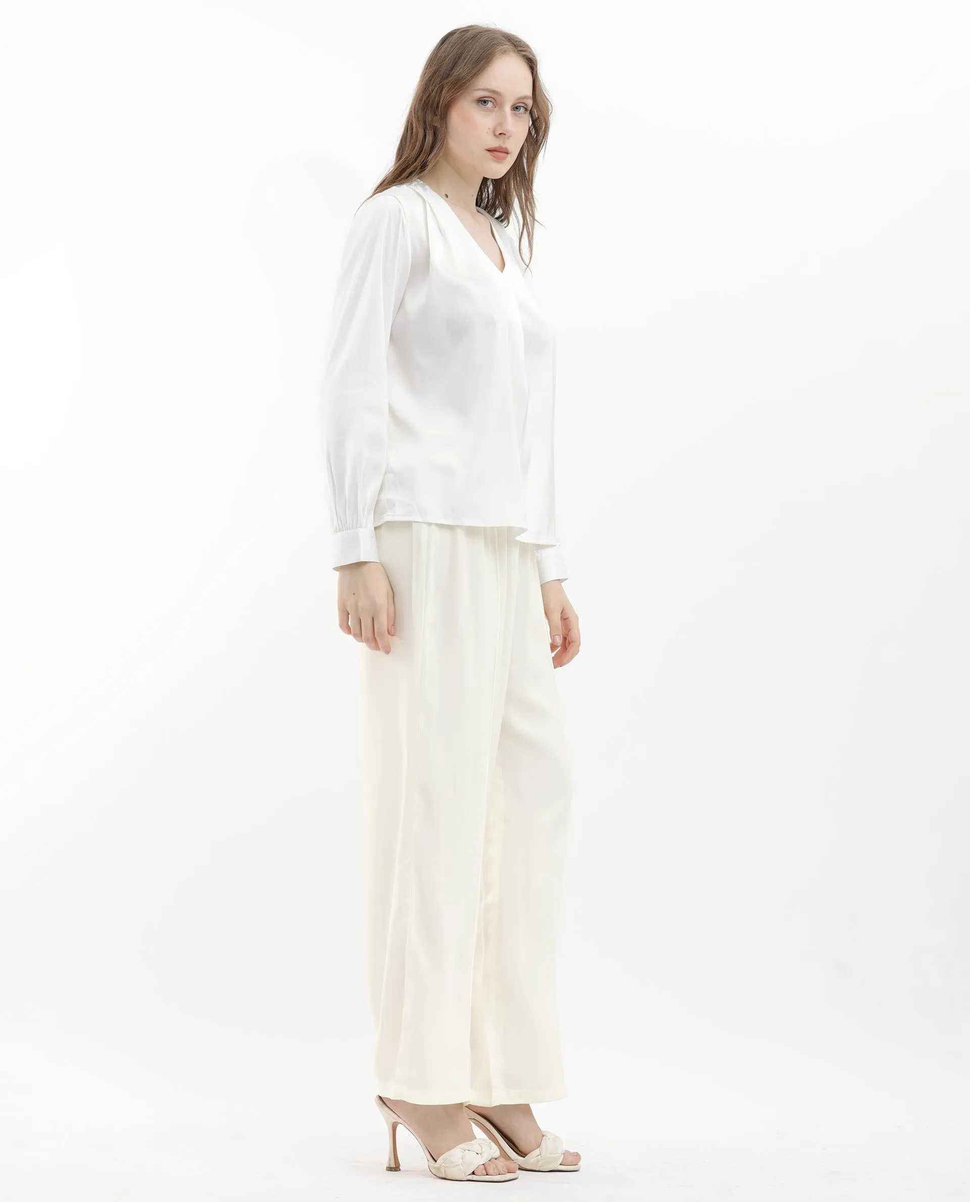 Rareism Women Haz Light Off White Polyester Fabric Wide Leg Fit Plain Ankle Length Trousers
